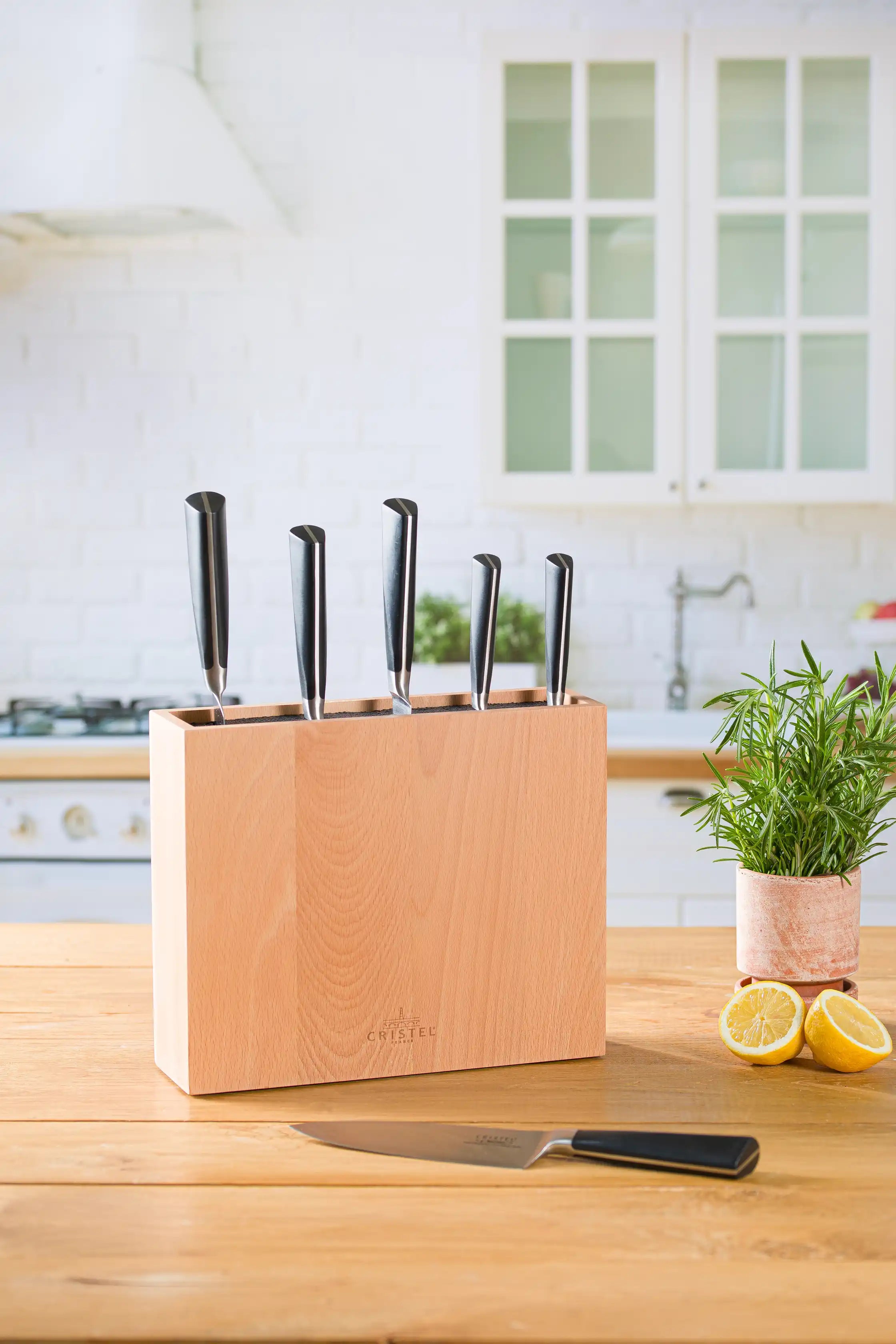 Rectangular beech wood knife block
