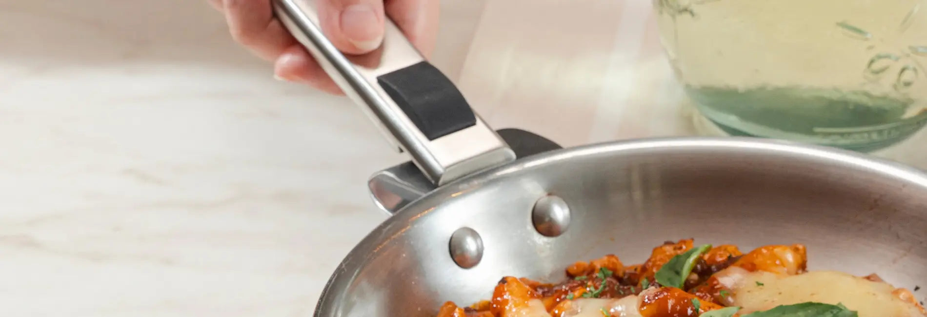 Cookware CRISTEL dengan Handle Lepas Pasang